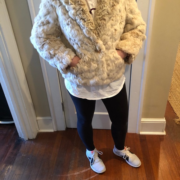 Vintage Fur Coat - Picture 5 of 6